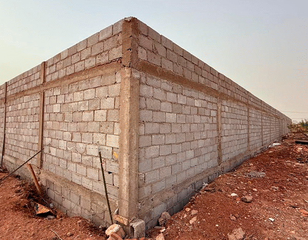 Renta de Terreno Bardeado en Camino Viejo a Zaragoza
