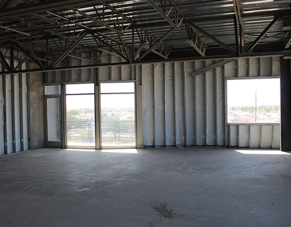 Renta de Oficina en Torre Alpha 3er Piso – Campos Elíseos.